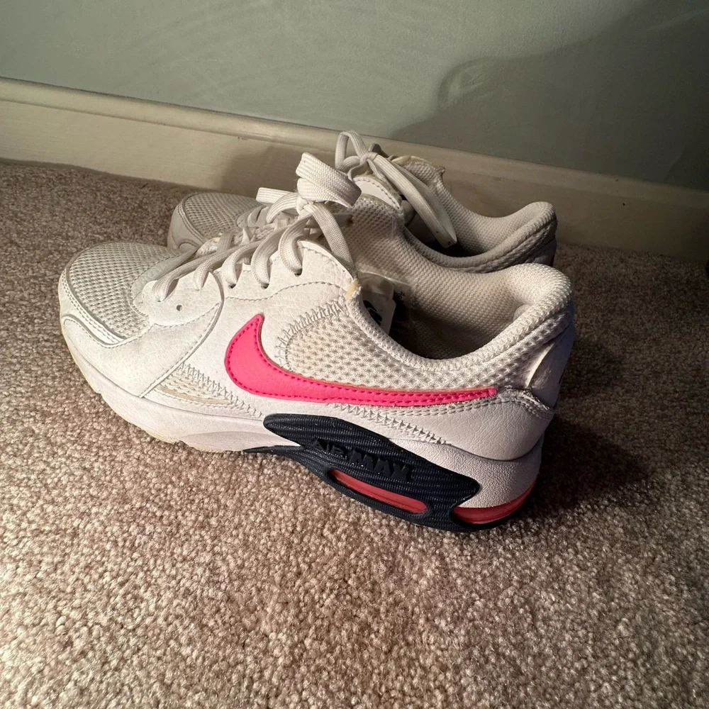 Nike Wmns Air Max Excee 'Pink Navy' - Picture 2 of 8
